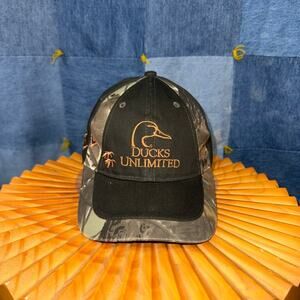 OSFA - Vintage Y2K ducks Unlimited real tree embroidered hat